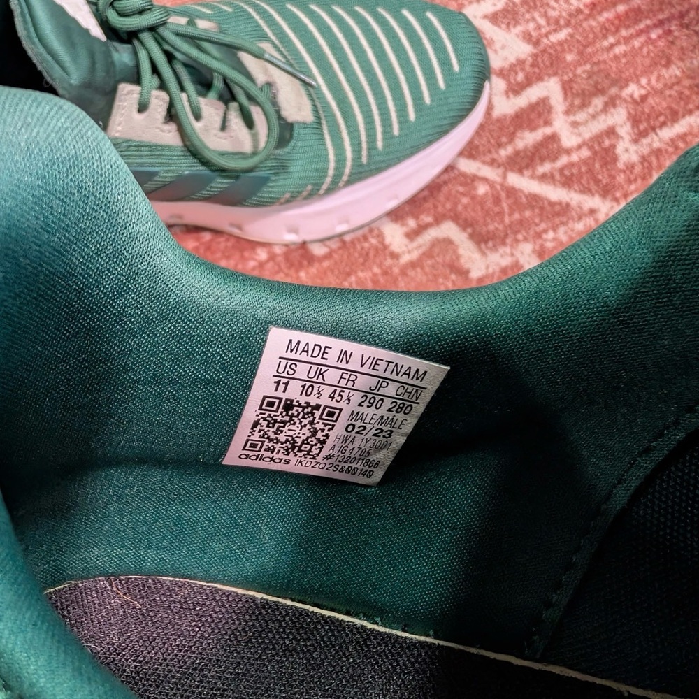 Adidas Men's Swift Run Sneakers - Picture 4 of 4